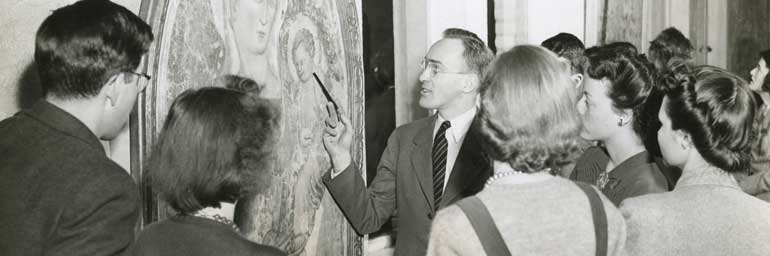 The Harvard Museum Course in operation, 1944