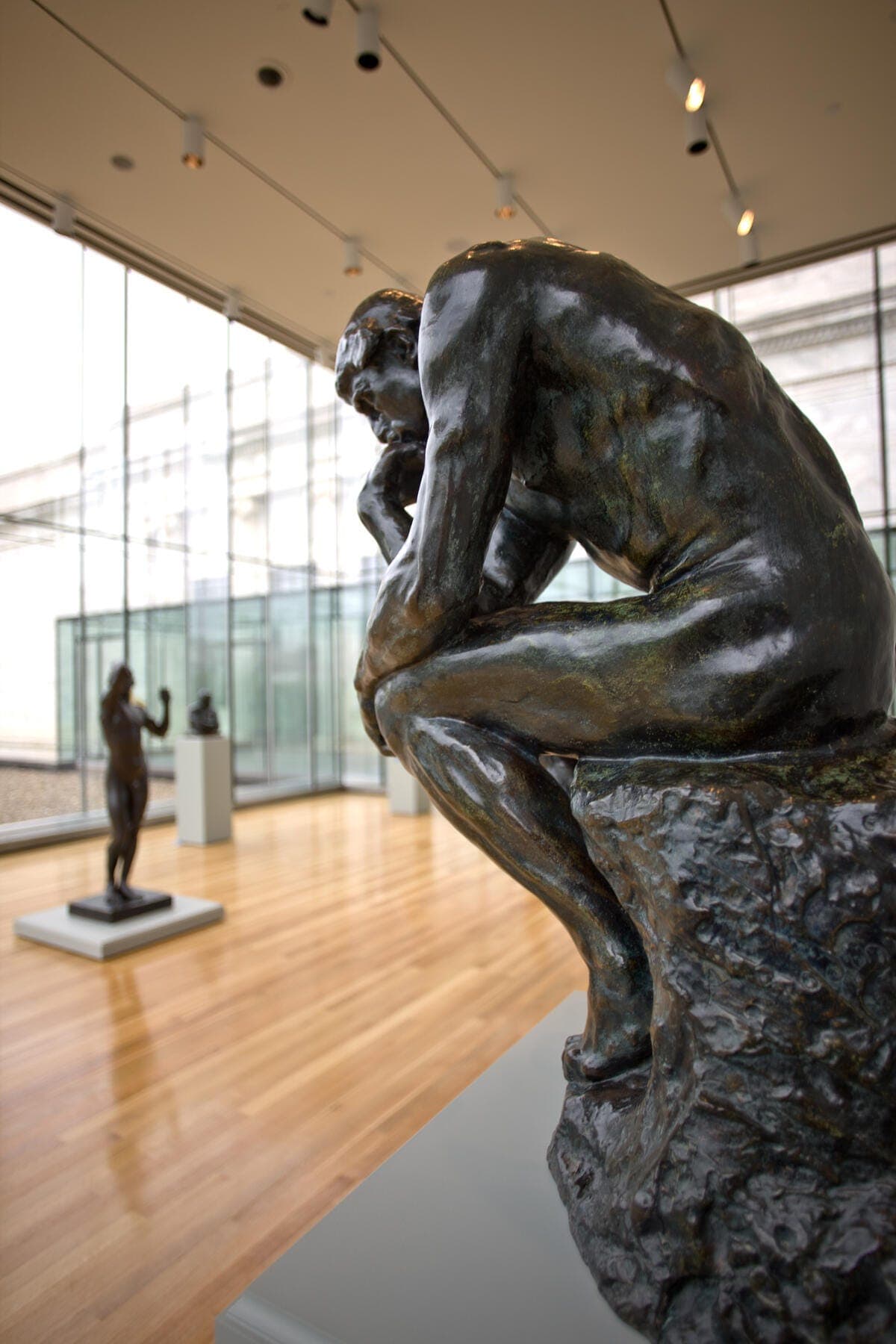 a statue of a person