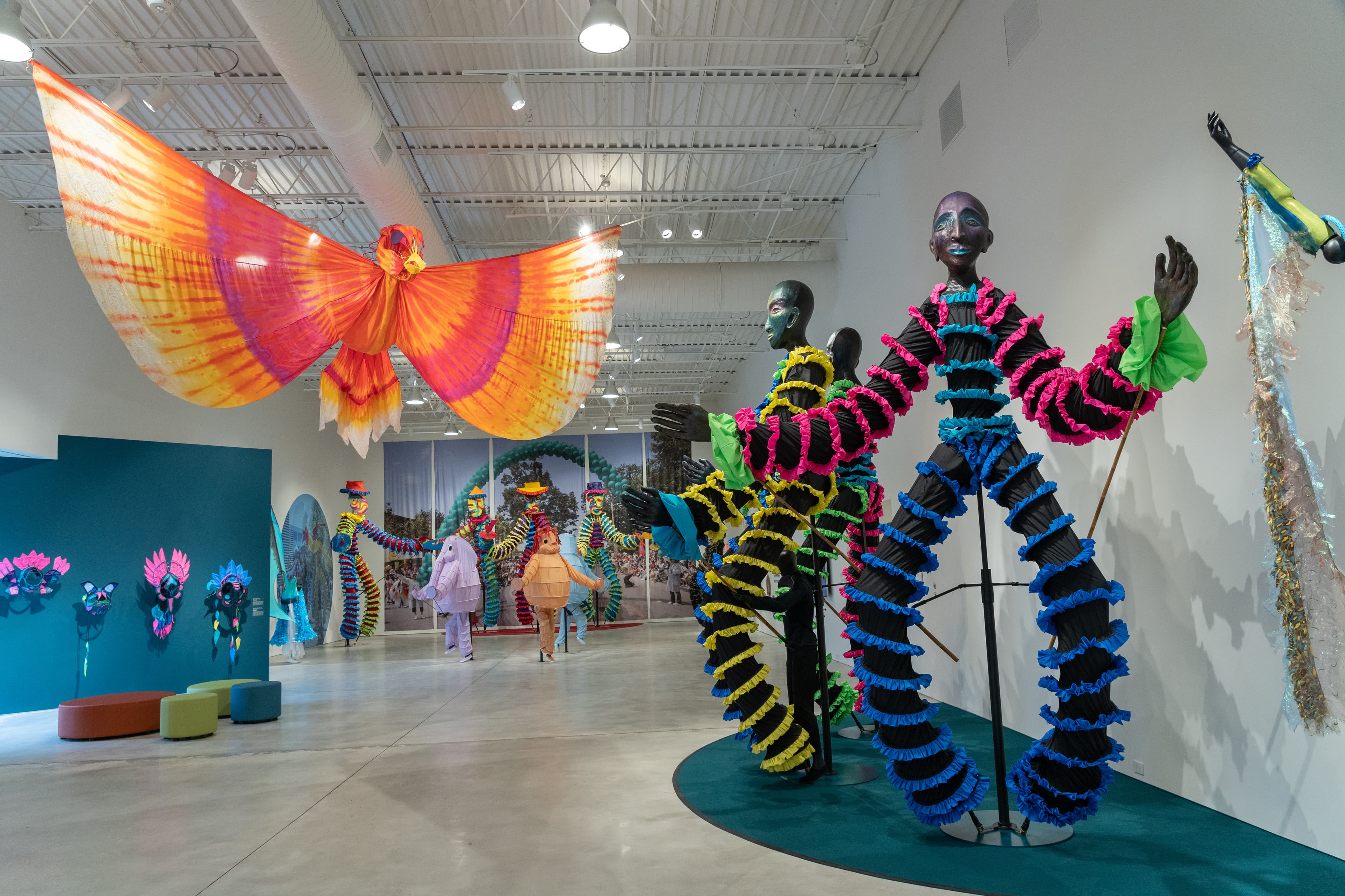 Gallery with giant puppets